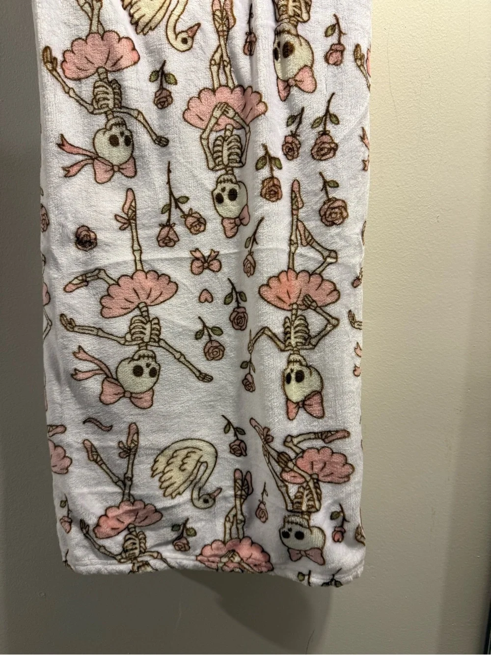Halloween Skeleton Ballerina Throw Blanket viral NWT
